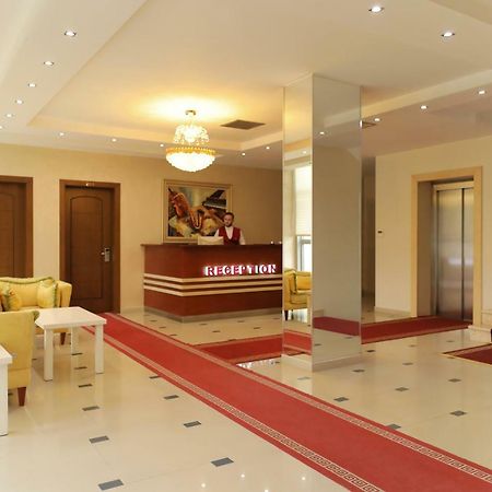 Hotel Gjuta ティラナ エクステリア 写真